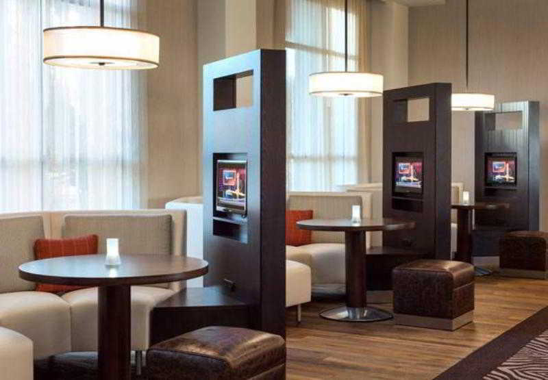 هتل Courtyard By Marriott Irvine Spectrum