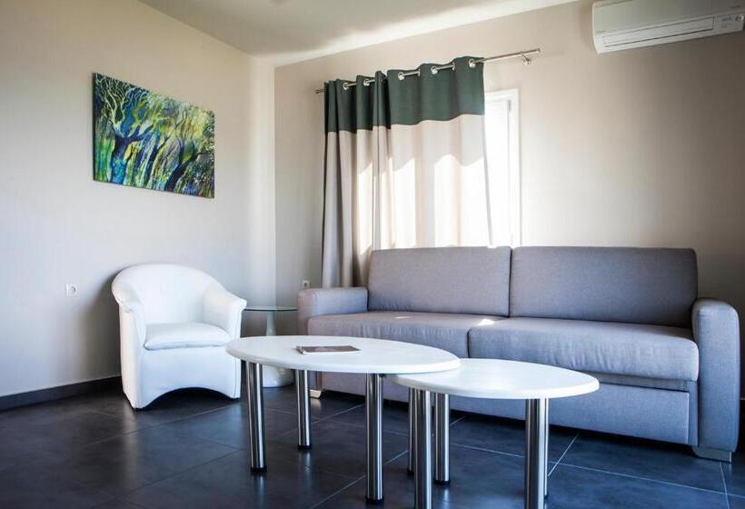 هتل Dionysos Village Resort