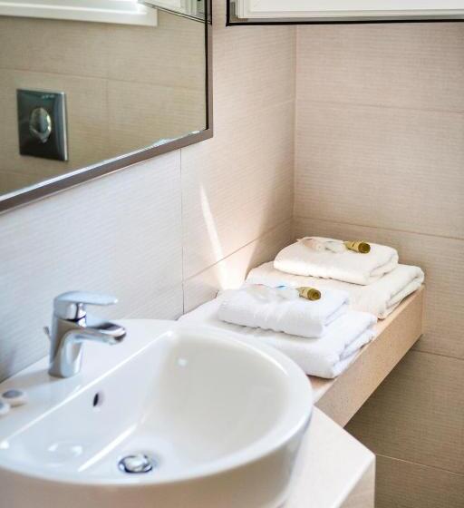 هتل Dionysos Village Resort