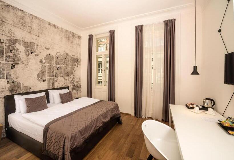 Fotos del hotel Golden Crown:  5