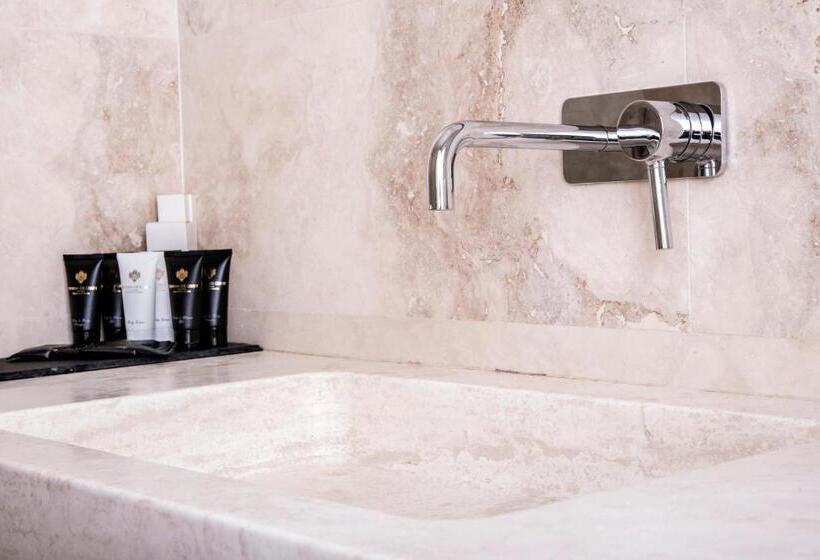 Fotos del hotel Golden Crown:  18