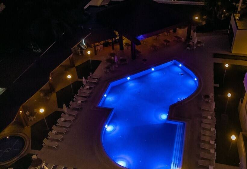هتل Grand Lancaster Brazzaville