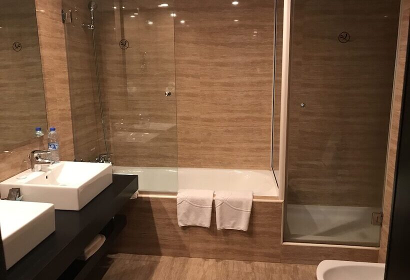 هتل Grand Lancaster Brazzaville