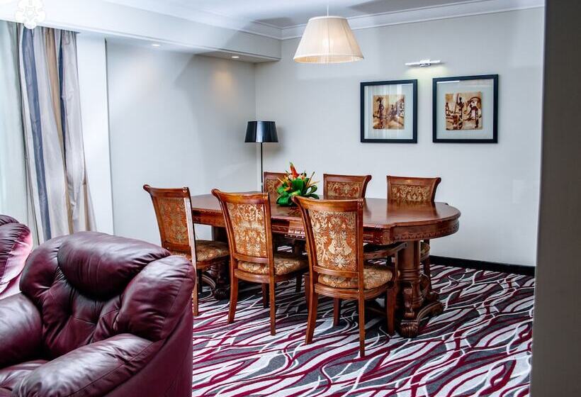هتل Grand Lancaster Brazzaville