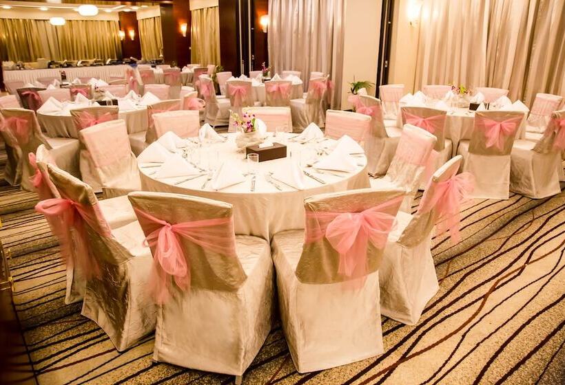هتل Grand Mercure Majlis Residences