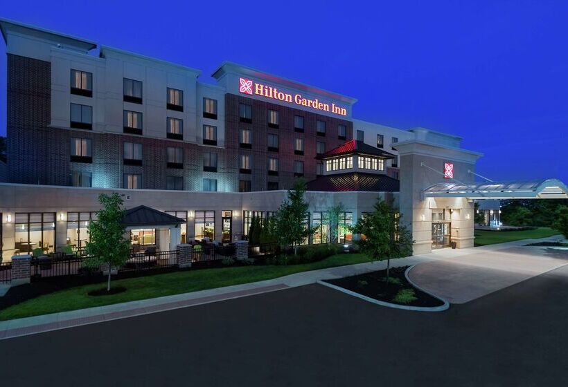 هتل Hilton Garden Inn Akron