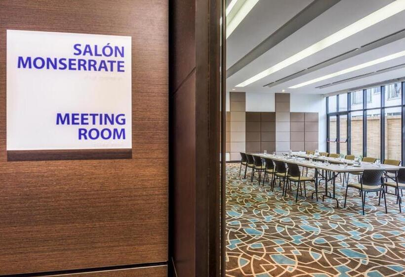 هتل Holiday Inn Express & Suites Bogota Zona Financiera, An Ihg