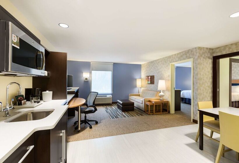 هتل Home2 Suites By Hilton Sioux Falls Sanford Medical Center Sd