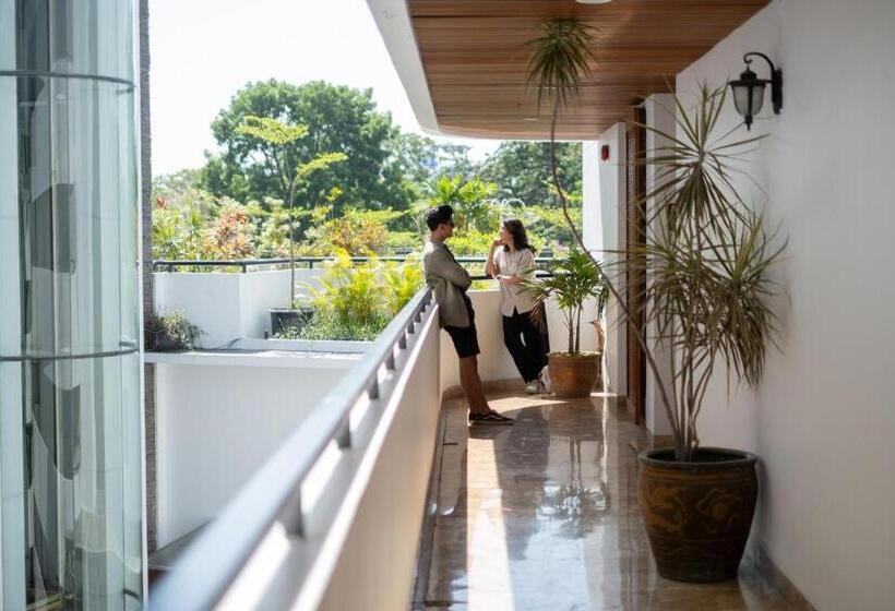 Fotos del hotel House Sangkuriang:  17