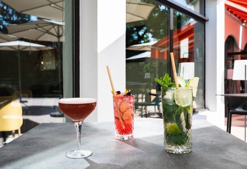 هتل Mercure Aix Les Bains Domaine De Marlioz Hôtel & Spa