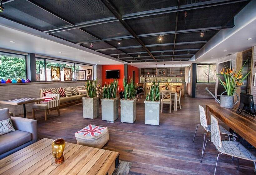 Fotos del hotel Mika Suites:  10