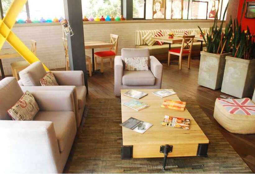 Fotos del hotel Mika Suites:  20