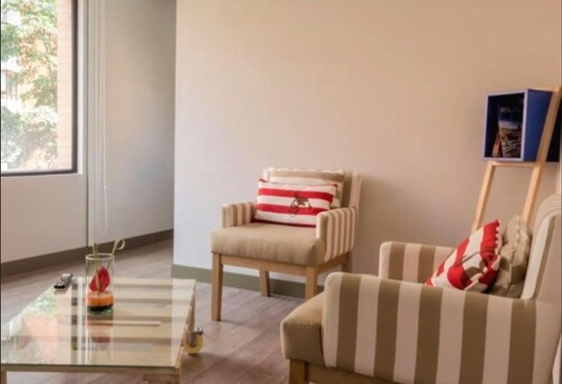 Fotos del hotel Mika Suites:  17