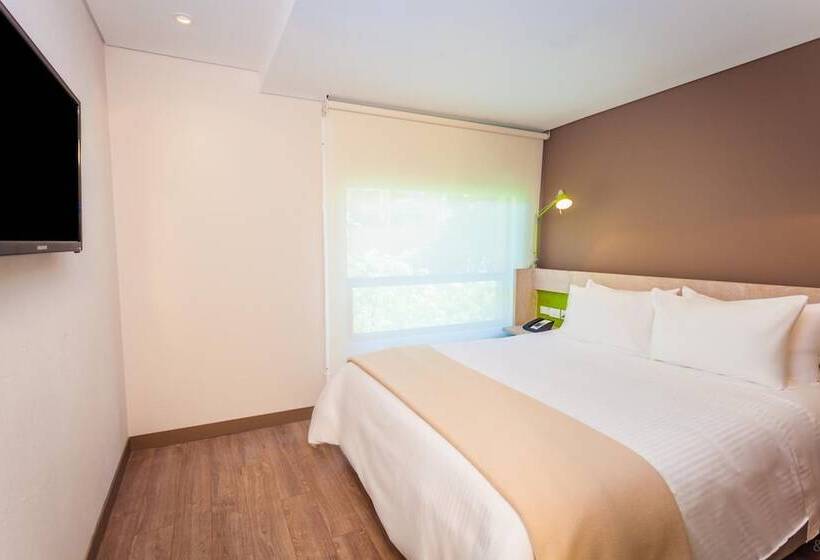Fotos del hotel Mika Suites:  6