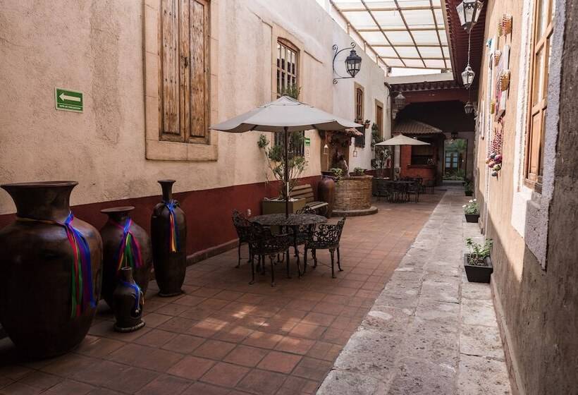 هتل Morelia Callejón