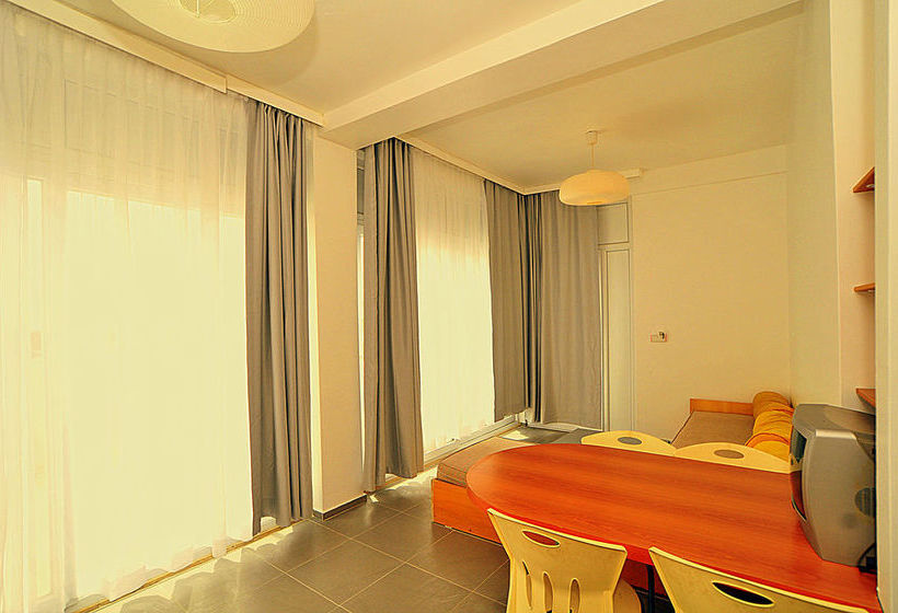 فندق Sky Nova Suites   All Inclusive