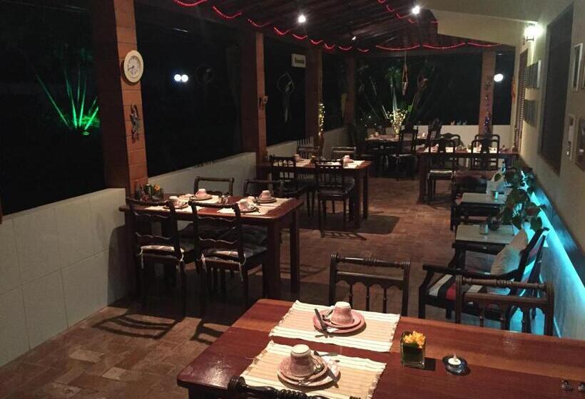 هتل Pousada Rancho Fundo