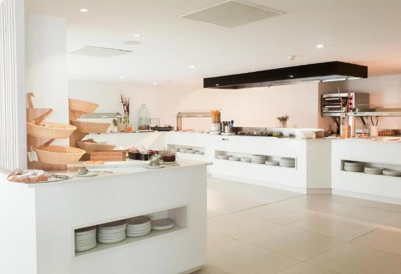 هتل R2 Bahia Cala Ratjada  Adults Only