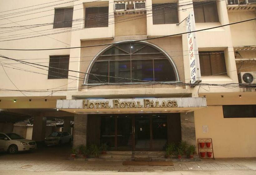 هتل Royal Palace Pvt Ltd