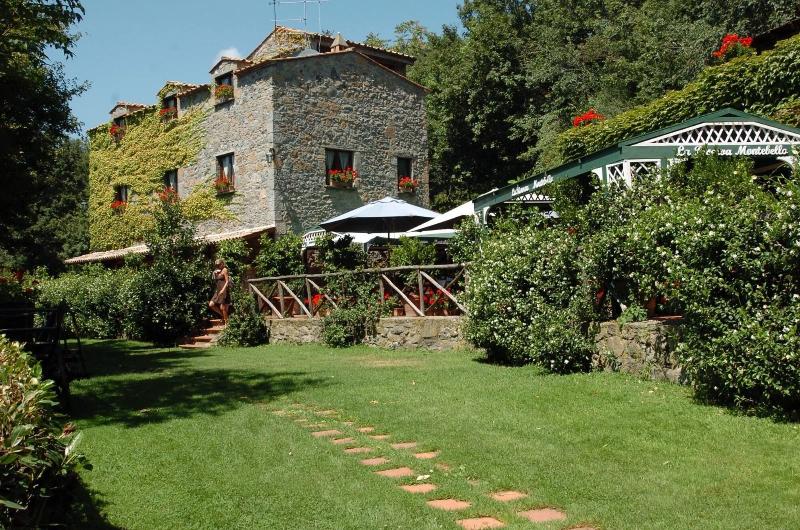 هتل روستایی La Riserva Montebello