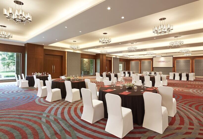 酒店 Taj Damdama Lake Resort & Spa, Gurugram