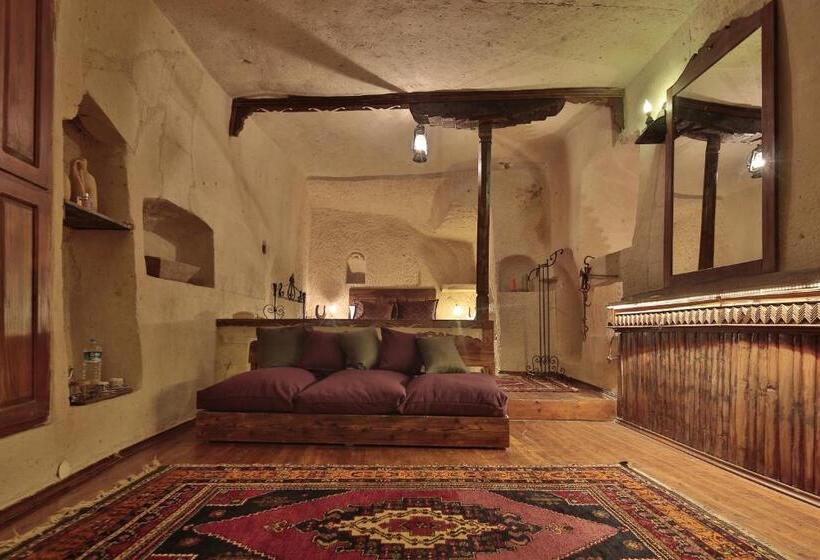 هتل Urgup Evi Cave
