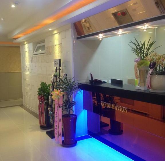 Пансион Chloe Guesthouse Gangnam