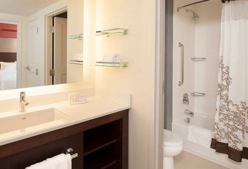 Residence Inn By Marriott Bloomington