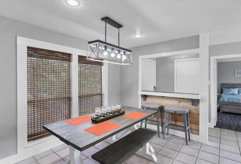 هتل Fulton Beach Condos