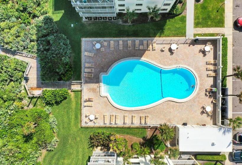 هتل Shorehom By The Sea 12