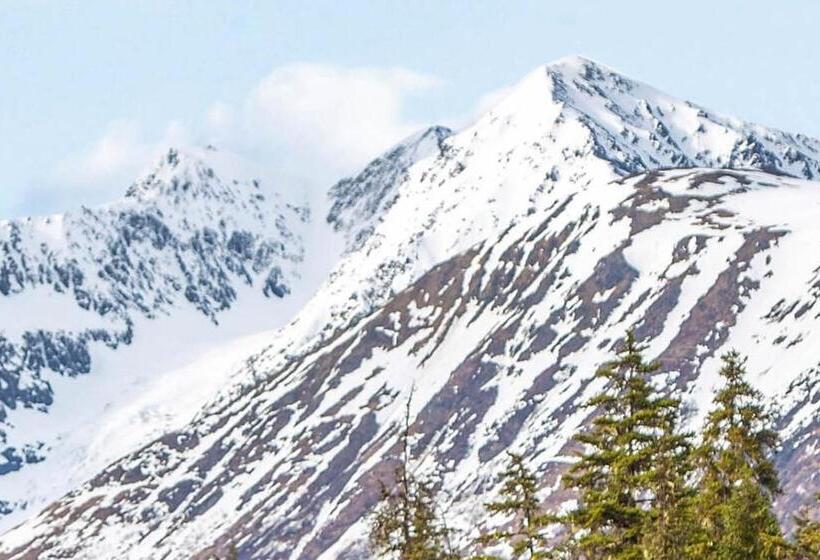 فندق Cozy Crystal Mountain Condo