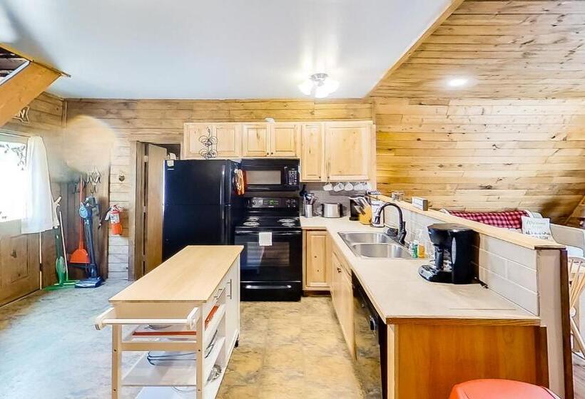 هتل Copper Top Chalet