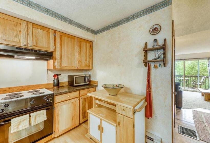 هتل Grand Hollow Townhome