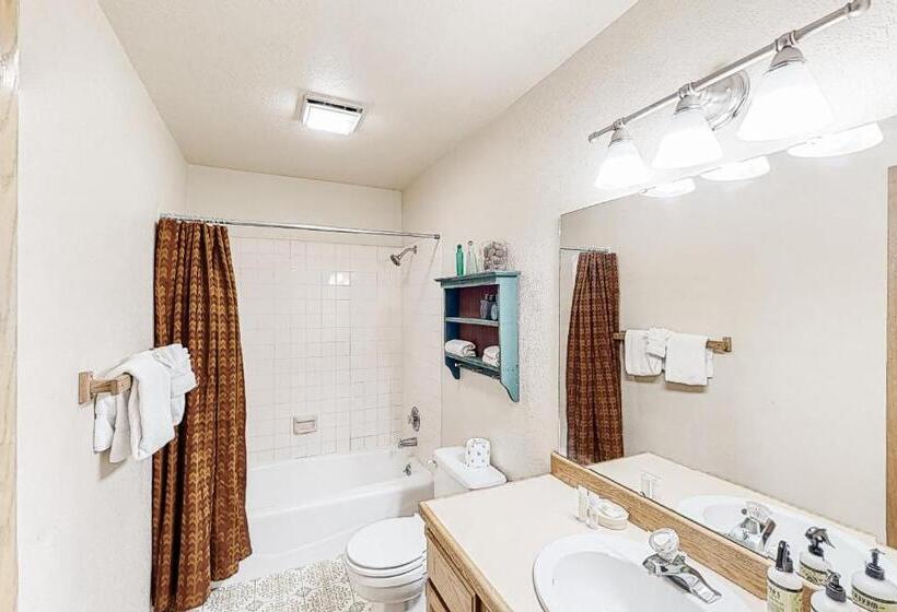 فندق Hidden Village 25 Timbercrest