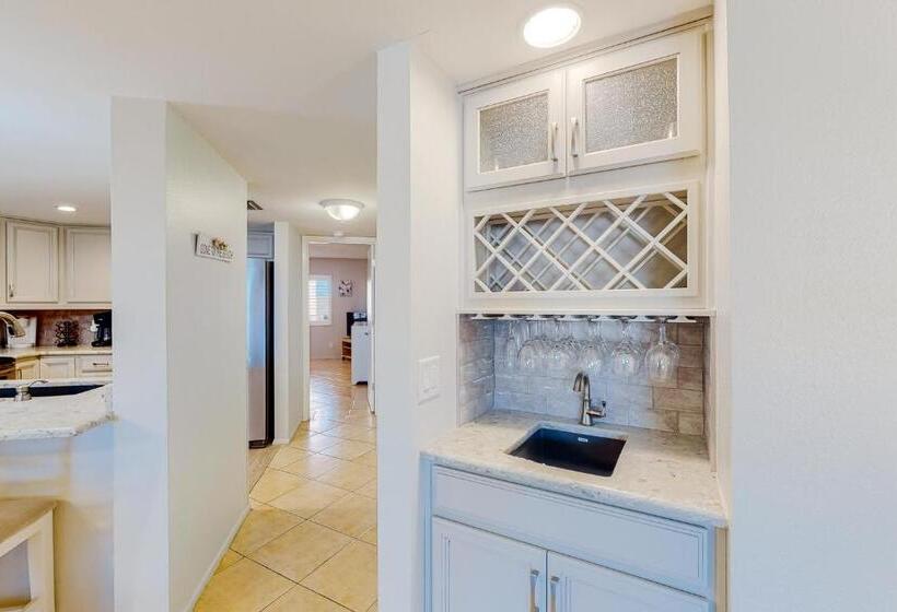 فندق Reef Club 306