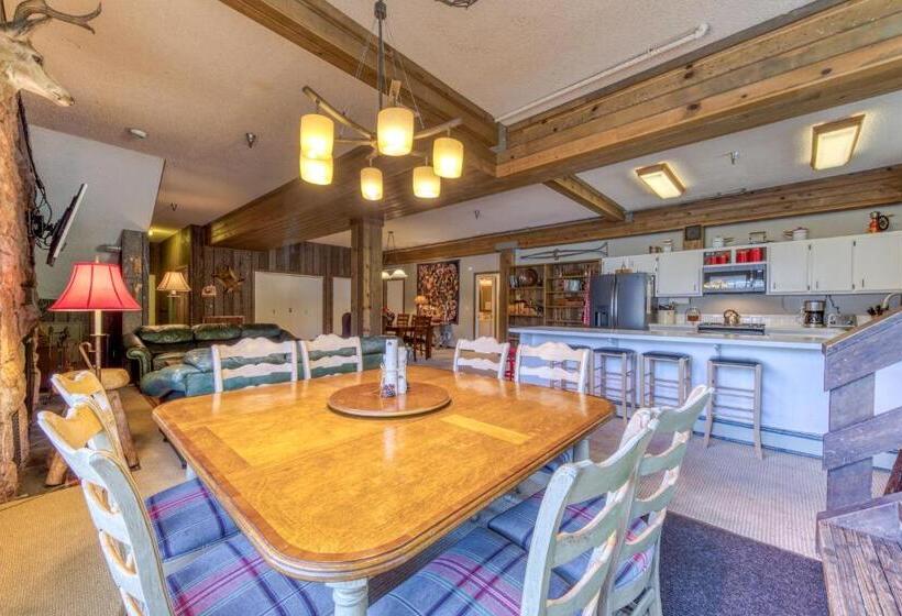 호텔 Skiway Lodge At Thunderhead