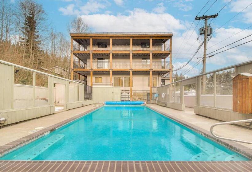 호텔 Skiway Lodge At Thunderhead