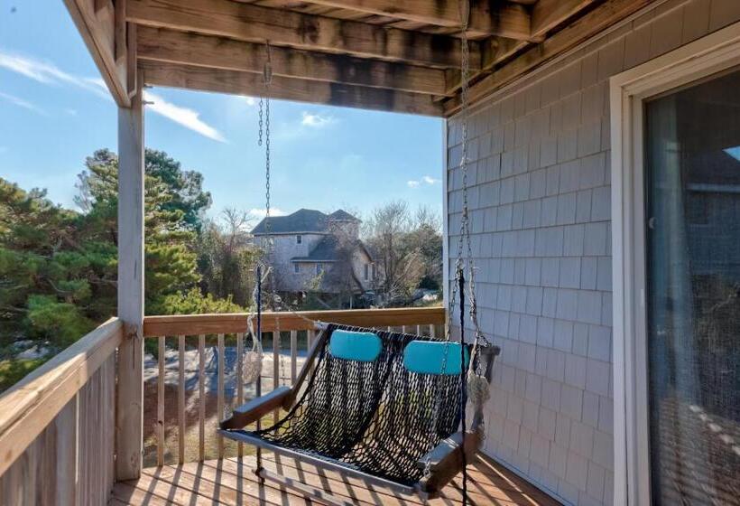 هتل Favorite Song Dk04