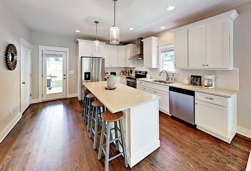 فندق Stand Tall Unit B