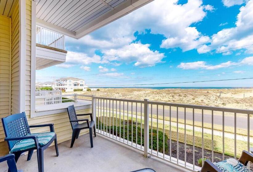 هتل The Sandbridge Dunes  The Wave 205