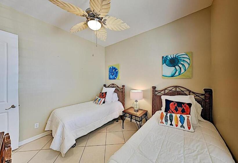 فندق The Waves #a1