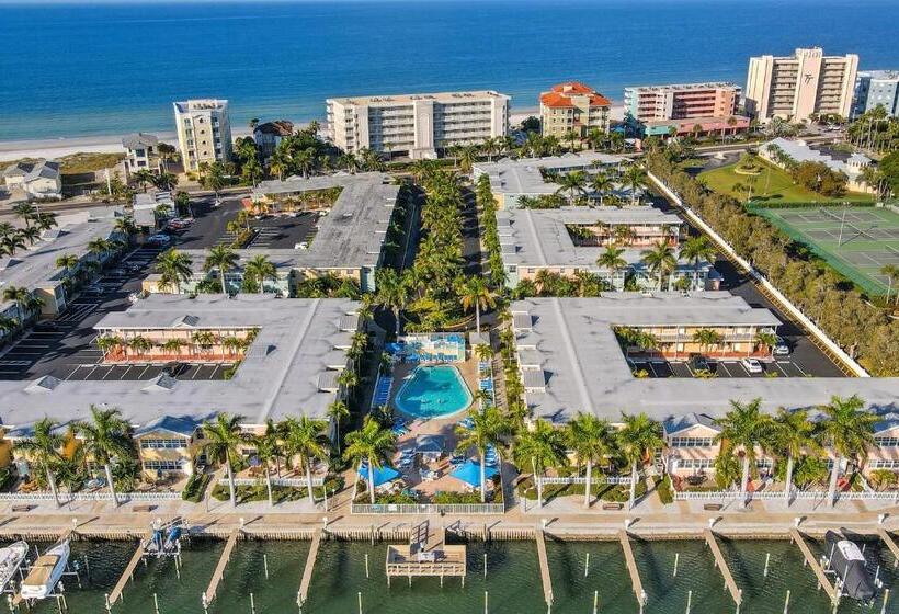 בית מלון כפרי Barefoot Beach Resort F107