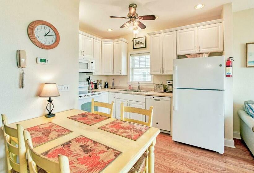 ホテル Beach Break 821 #204dsh