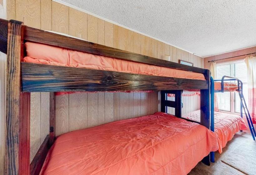 هتل Cedar Shores     30142 Cedar Shores Rd #e144