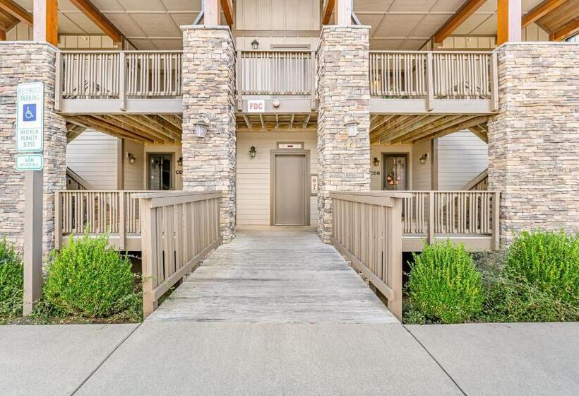 בית מלון כפרי Red Tail Summit