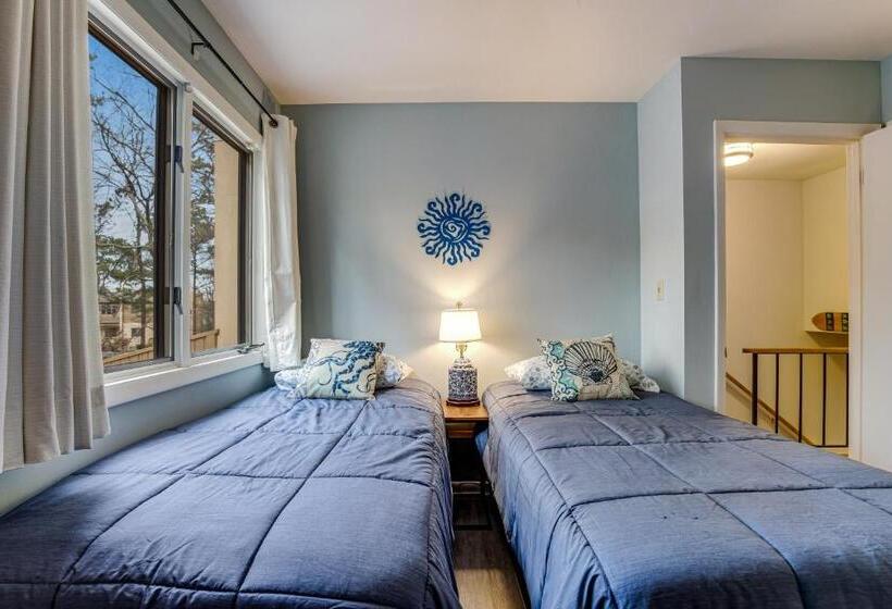 هتل Villas Of Bethany West     796 Salt Pond Circle Unit B