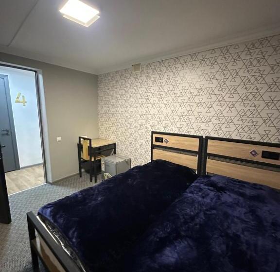 Hostel 211a
