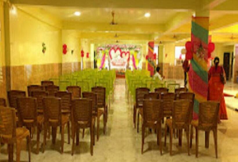 فندق Glory Grand, Rajgir