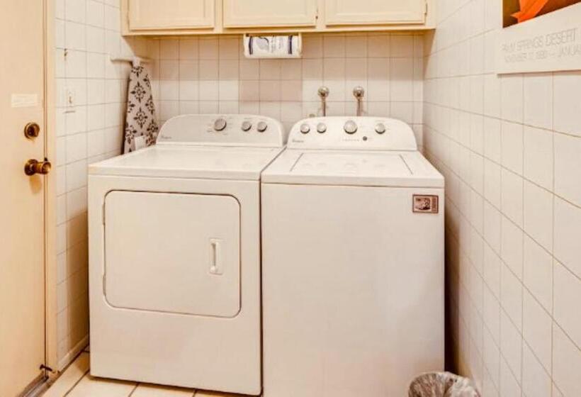 ホテル Palm Desert Charm Permit# Str2022 0119