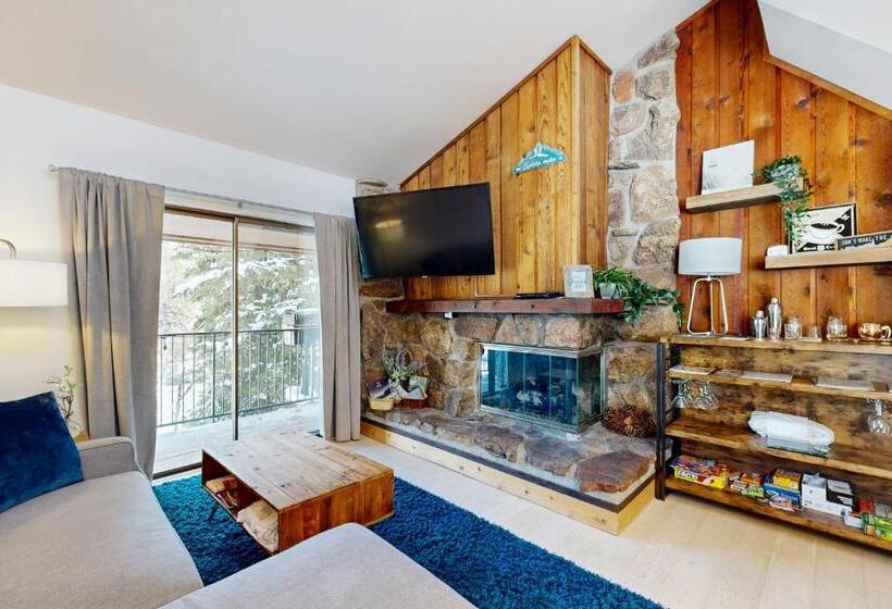 هتل Rustic Relaxation In Winter Park